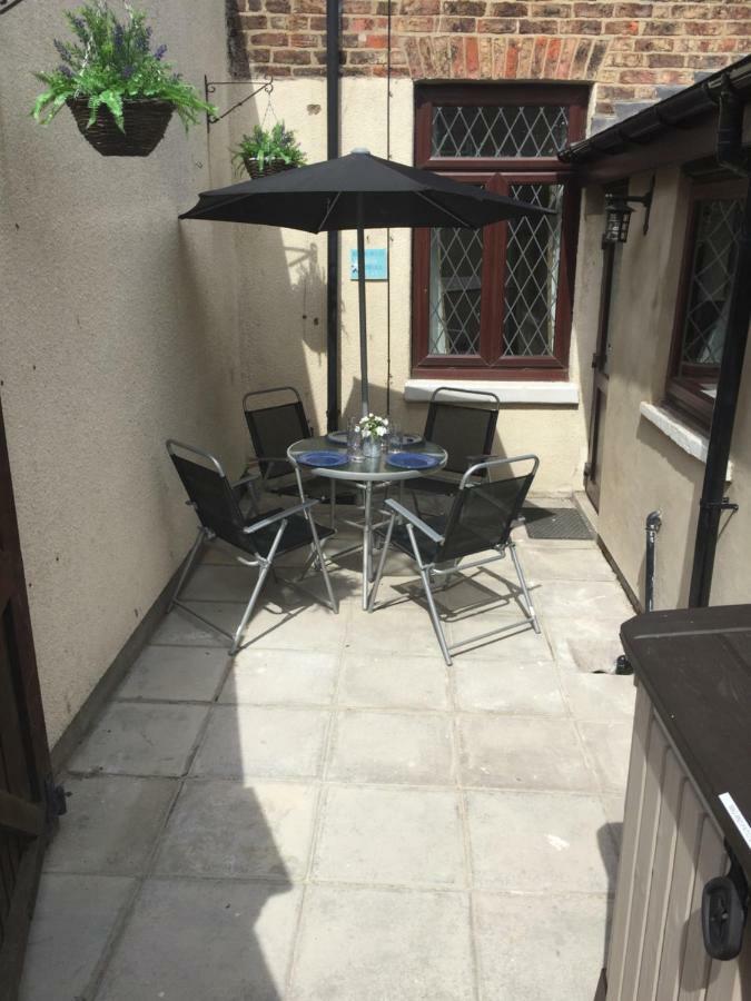 Browns Holiday Cottage Filey Exterior foto